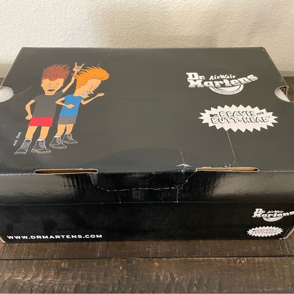 NWT Doc Martens x Beavis and Butthead collaboration (RARE) Men’s 8 / Women’s 9 - Picture 7 of 9